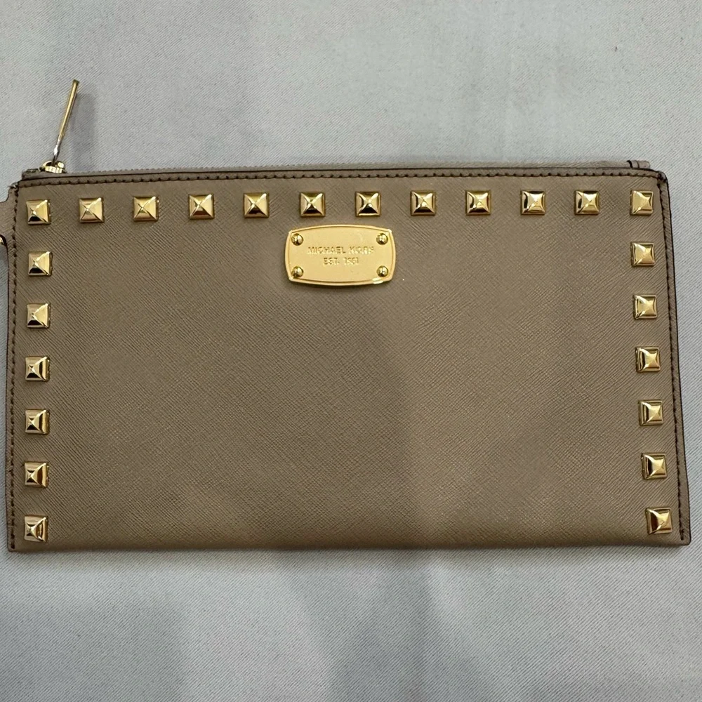 Michael Kors Tan and Gold Clutch Elegant and Versatile